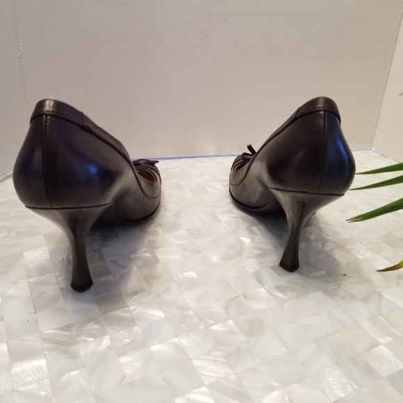 💯% Authentic Chanel Brown Cap Toe Heels Sz 39.5/9.5 - Picture 6 of 10